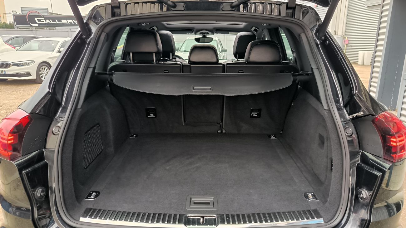 Mandataire PORSCHE CAYENNE 3.0 TD V6 262 ch Platinium Edition Tiptronic A