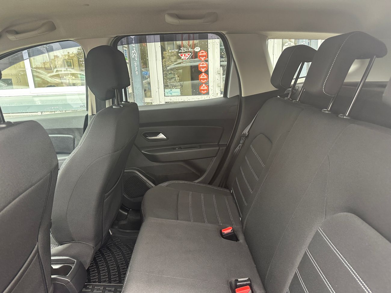 Mandataire Dacia DUSTER ECO-G 100 4x2 Prestige