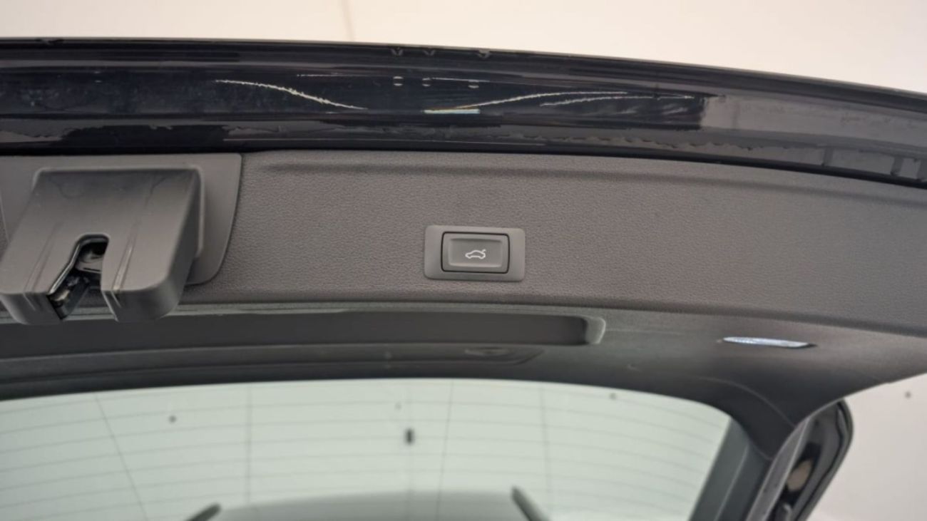 Mandataire AUDI A4 AVANT BUSINESS 40 TFSI 204 S tronic 7 Business Executive