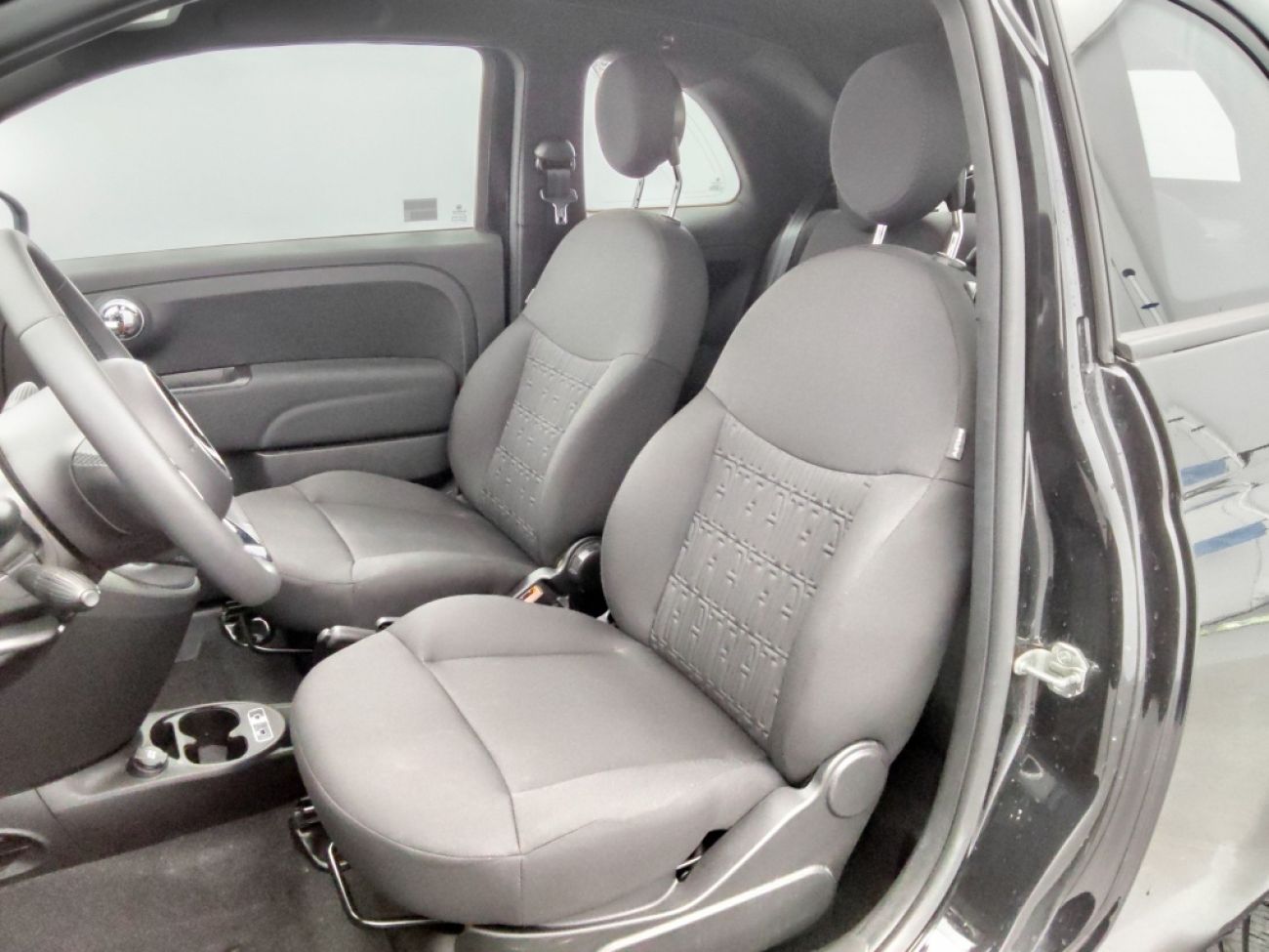 Mandataire FIAT 500C 1.0 70CH BSG SERIE 1