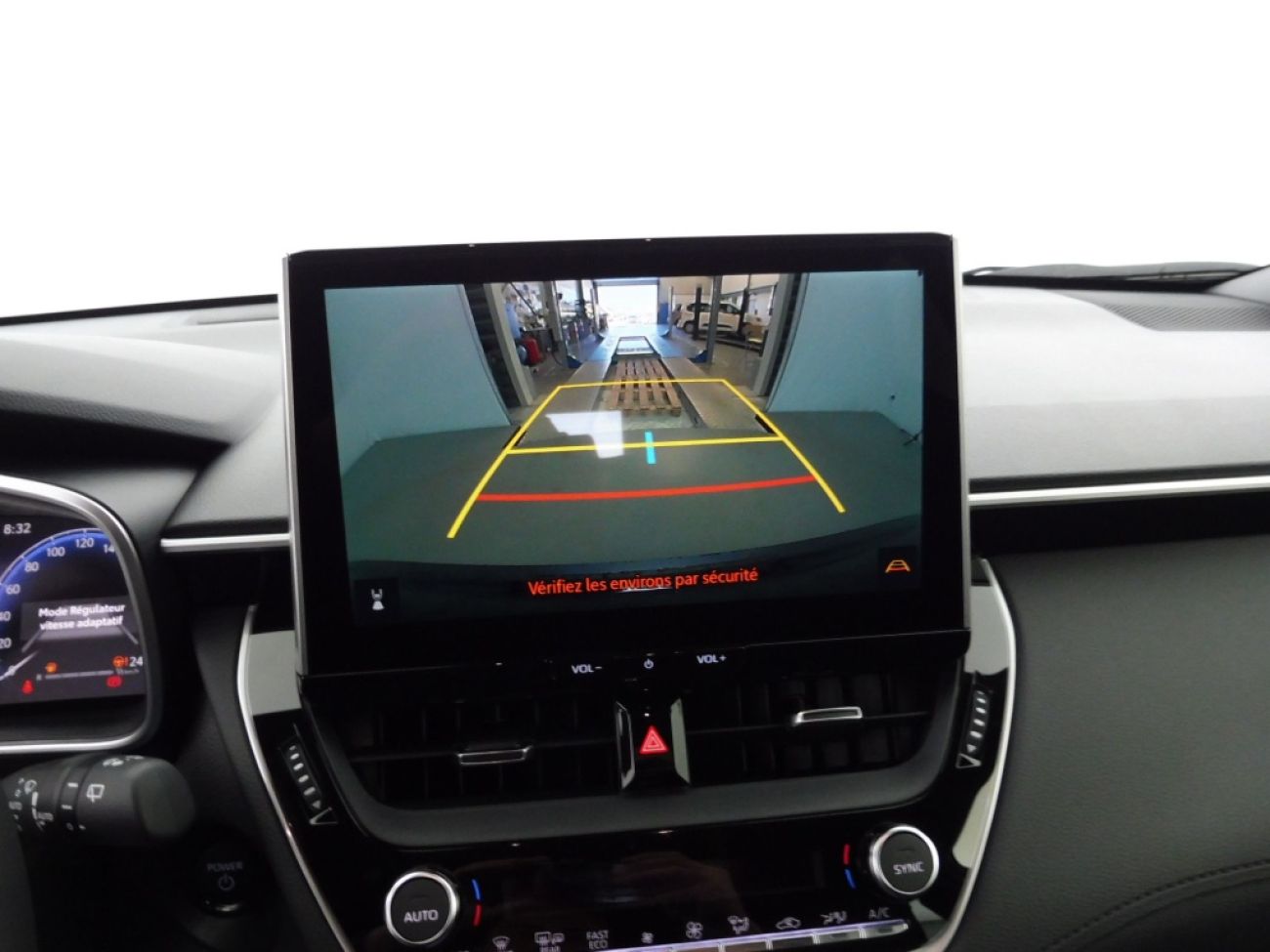 Mandataire TOYOTA COROLLA CROSS ACTIVE DRIVE 1.8 VVTI HYBRID 140