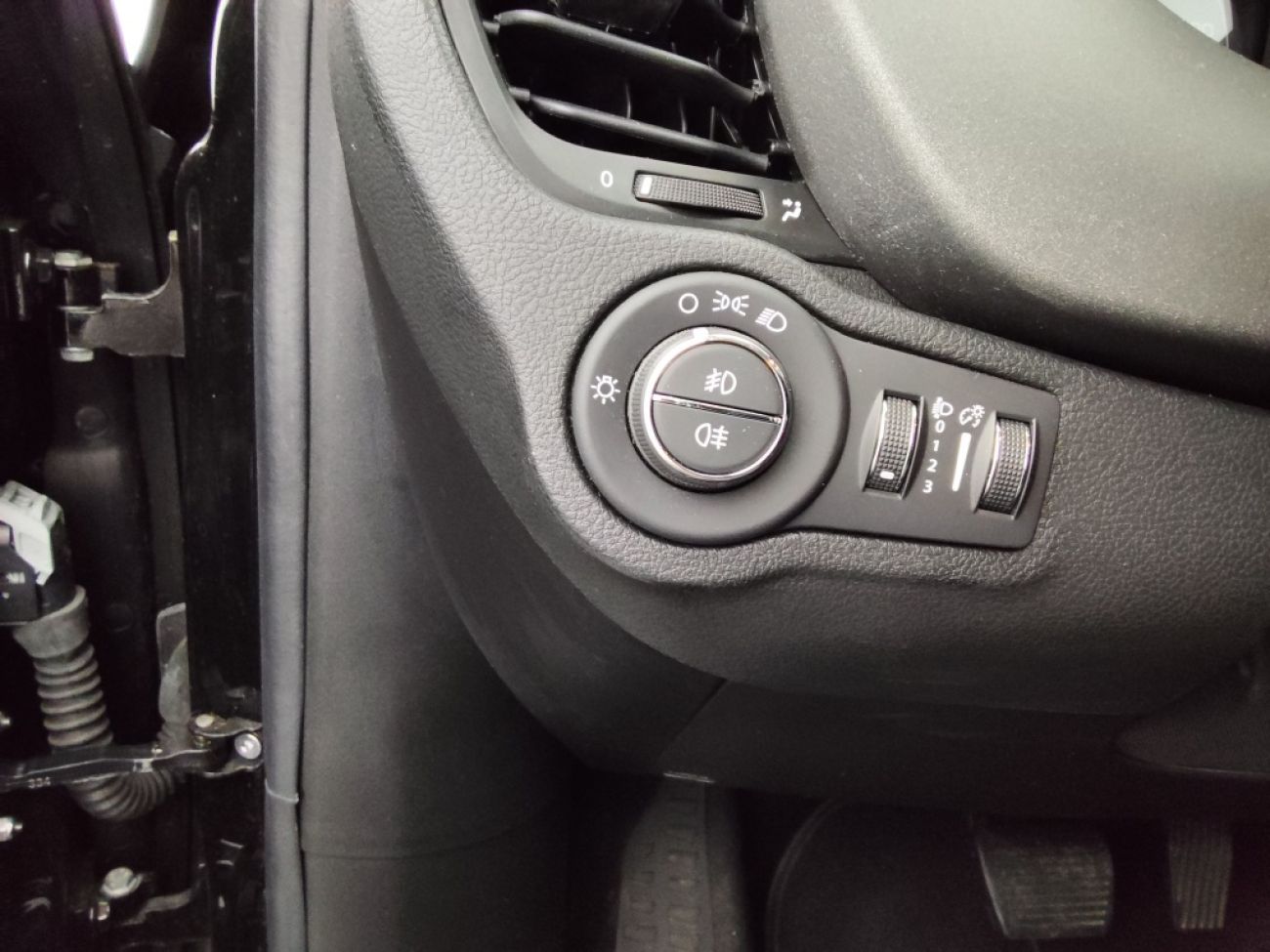 Mandataire FIAT 500X 1.5 FIREFLY TURBO 130CH S/S HYBRID PACK CONFORT DCT7