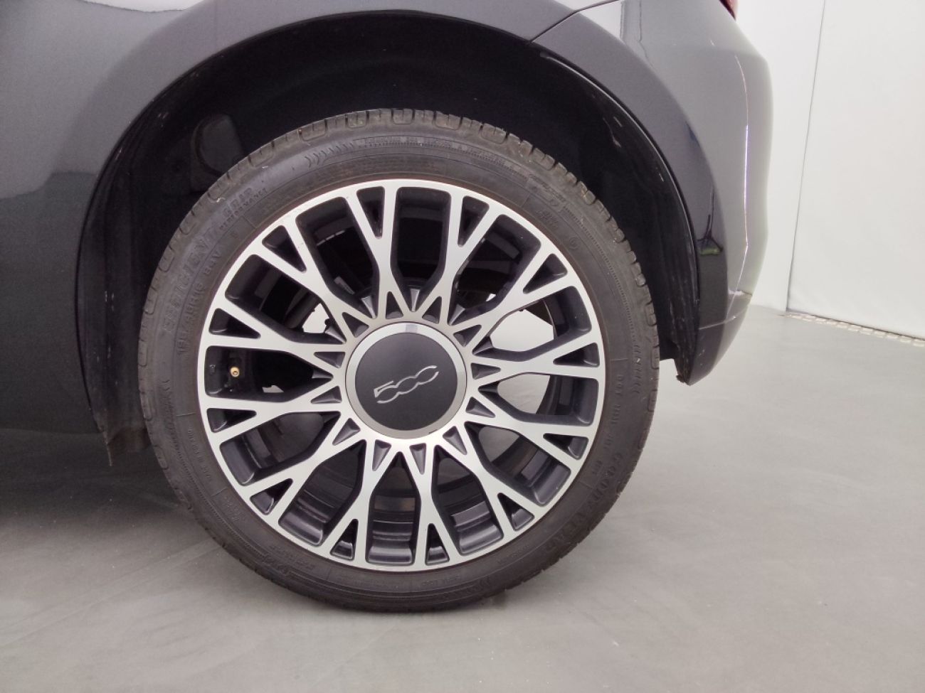 Mandataire FIAT 500C 1.0 70CH BSG SERIE 1