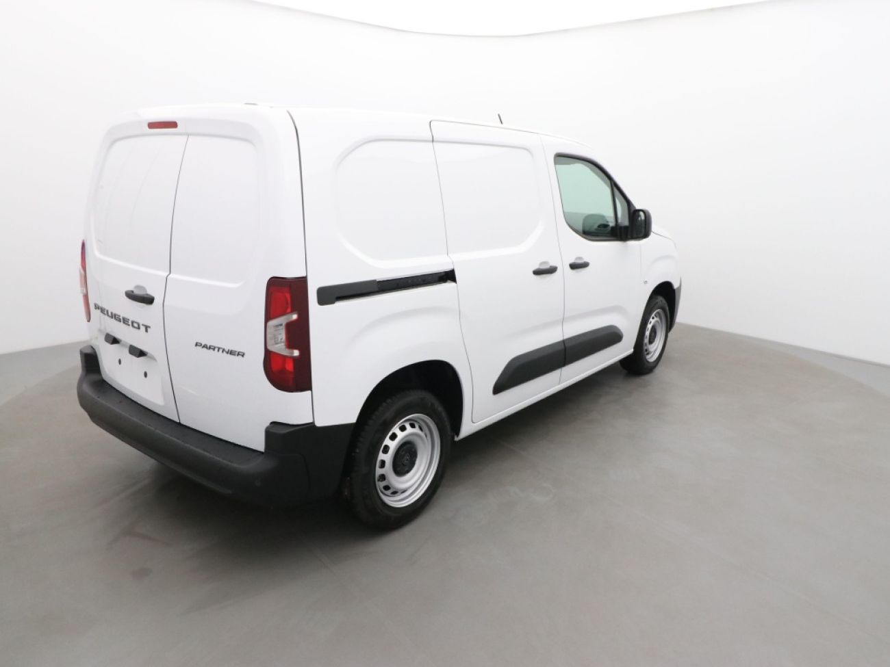 Mandataire PEUGEOT PARTNER M 650KG BLUEHDI 100CH S&S