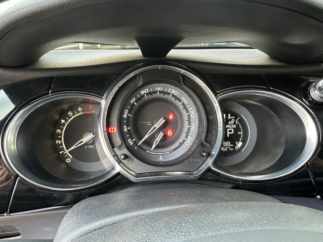 Mandataire Citroën DS3 CABRIOLET VTi 120 So Chic A