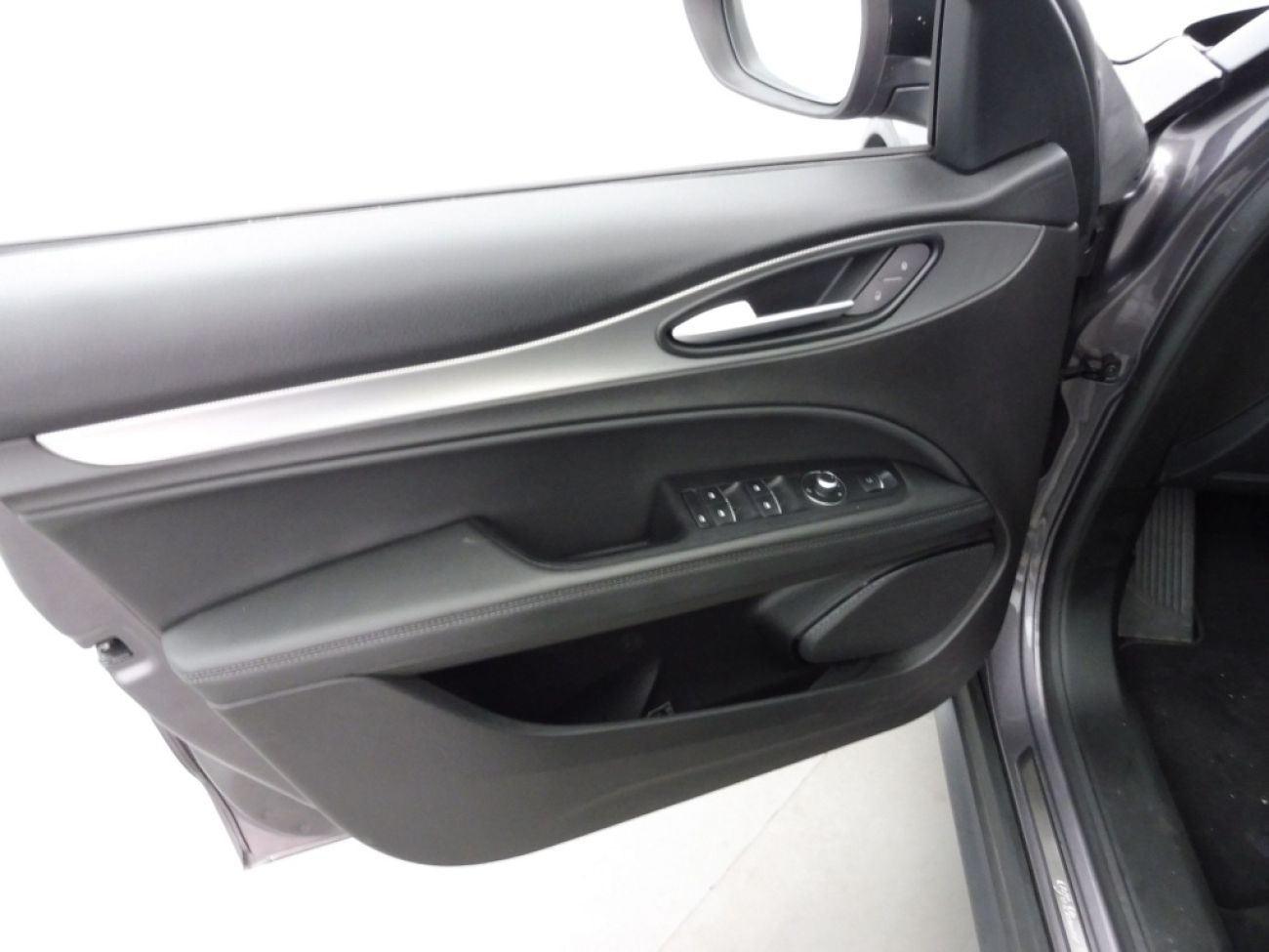 Mandataire ALFA ROMEO STELVIO 2.2 DIESEL 160CH SPRINT AT8