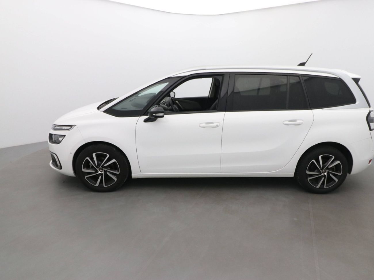 Mandataire Citroën Grand C4 Spacetourer 1.2 PURETECH 130shine pack