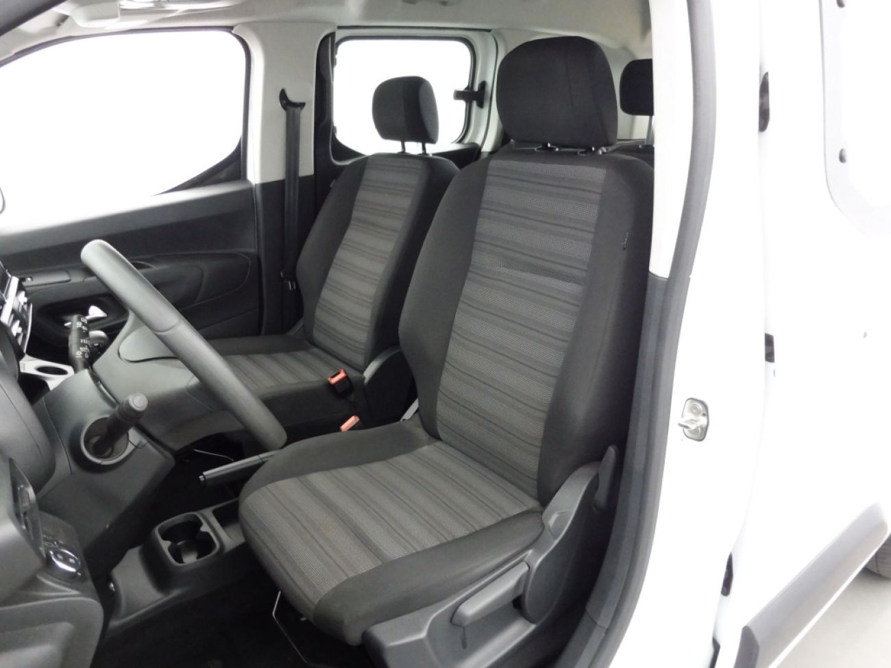 Mandataire Opel COMBO LIFE L1H1 1.5 D 100CH EDITION BVM6