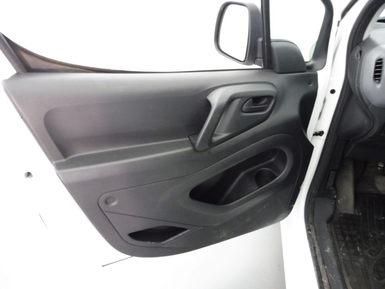 Mandataire Citroën Berlingo BLUEHDI 75CH CLUB