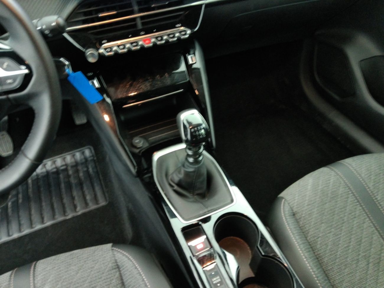 Mandataire PEUGEOT 208 1.2 100CH S&S ALLURE