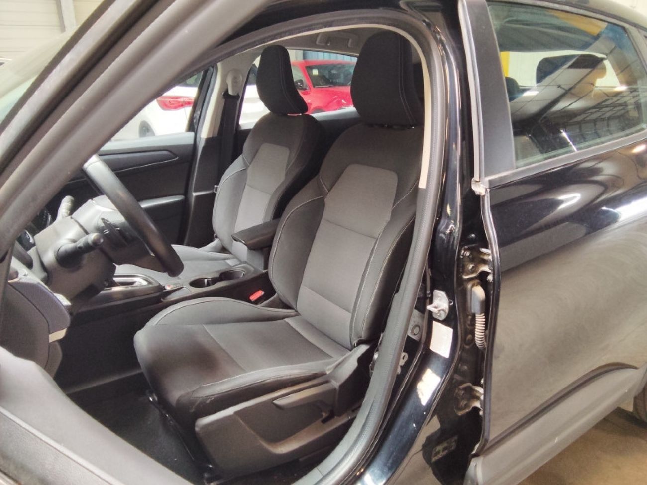 Mandataire RENAULT Arkana 1.3 TCE MILD HYBRID 140CH EQUILIBRE EDC
