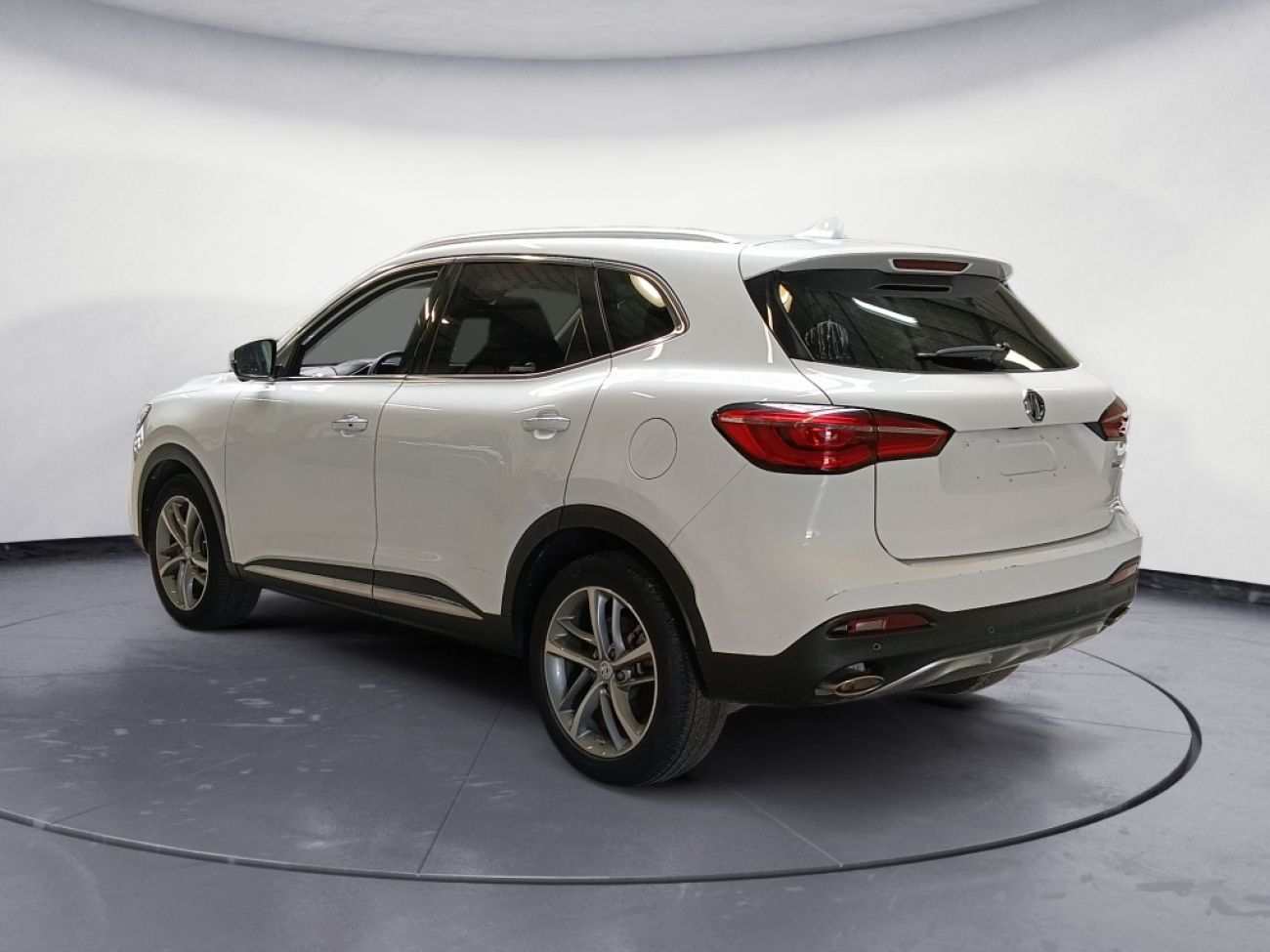 Mandataire MG HS 1.5 T-GDI 162 AT luxury