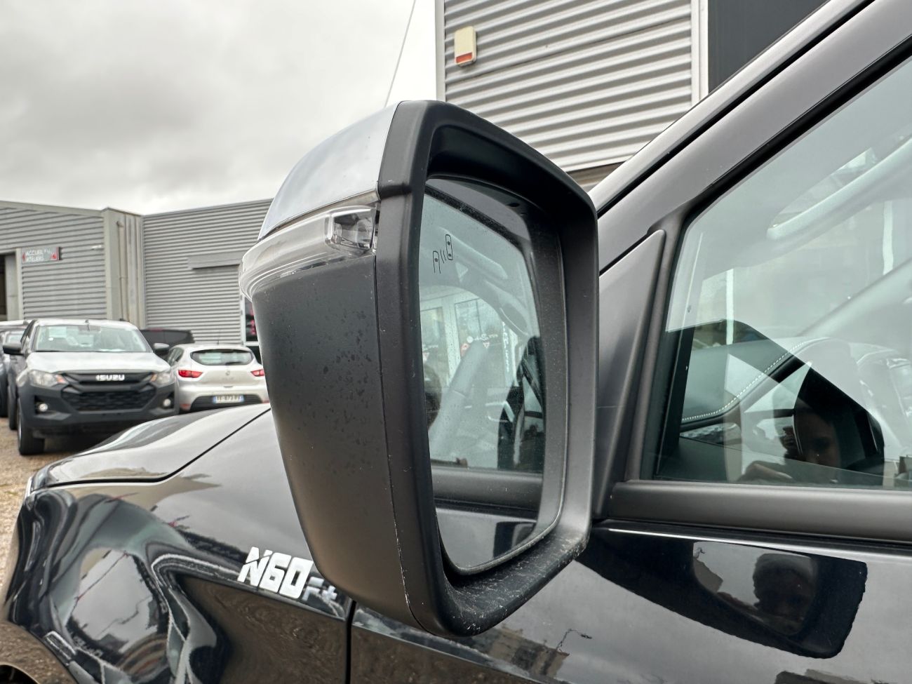 Mandataire ISUZU D-MAX N60 SPACE CAB 1.9 164 CH 4X4 A/T F+