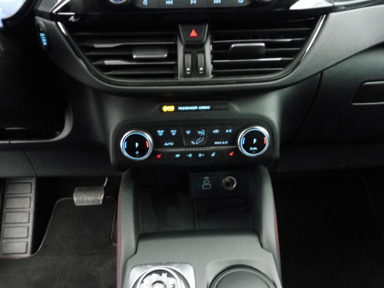 Mandataire Ford KUGA 2.0 TDCI 120CH ST-LINE POWERSHIFT