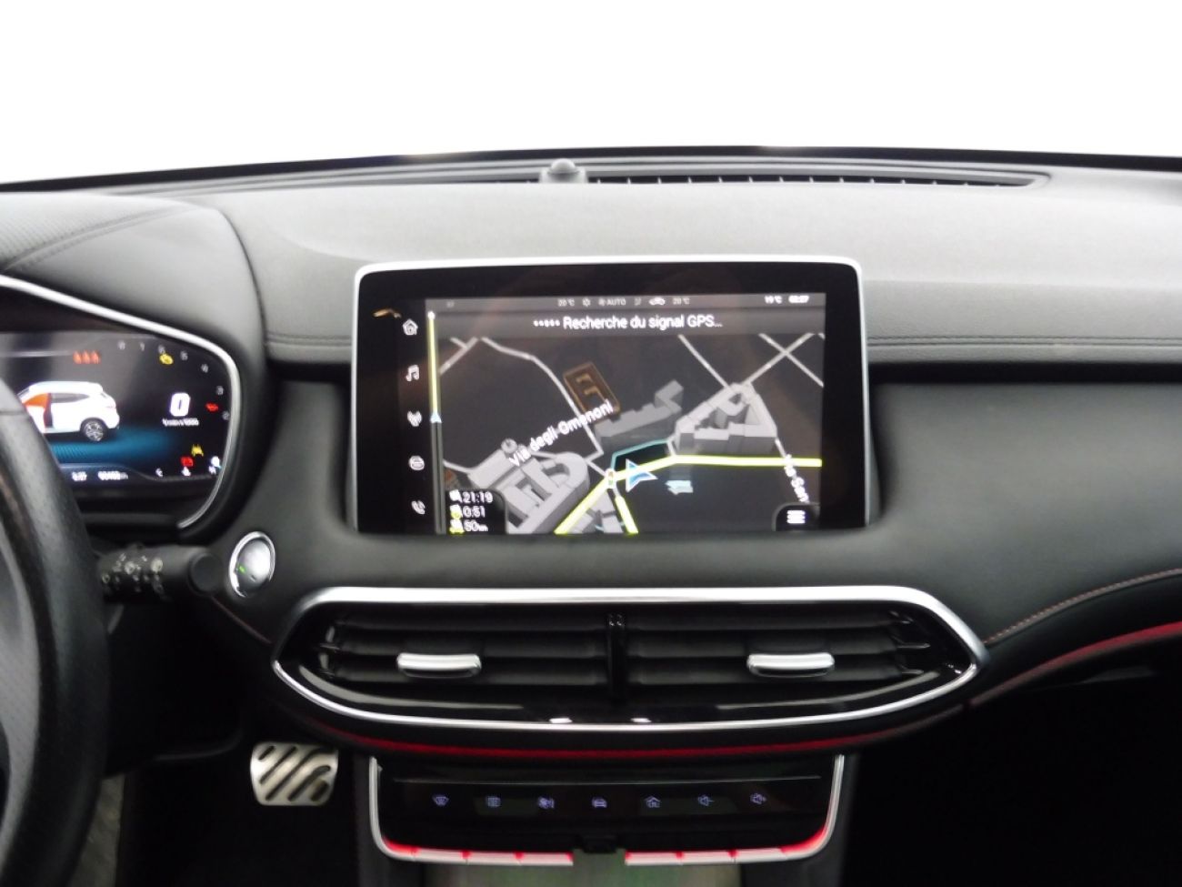 Mandataire MG HS 1.5 T-GDI 162 AT luxury
