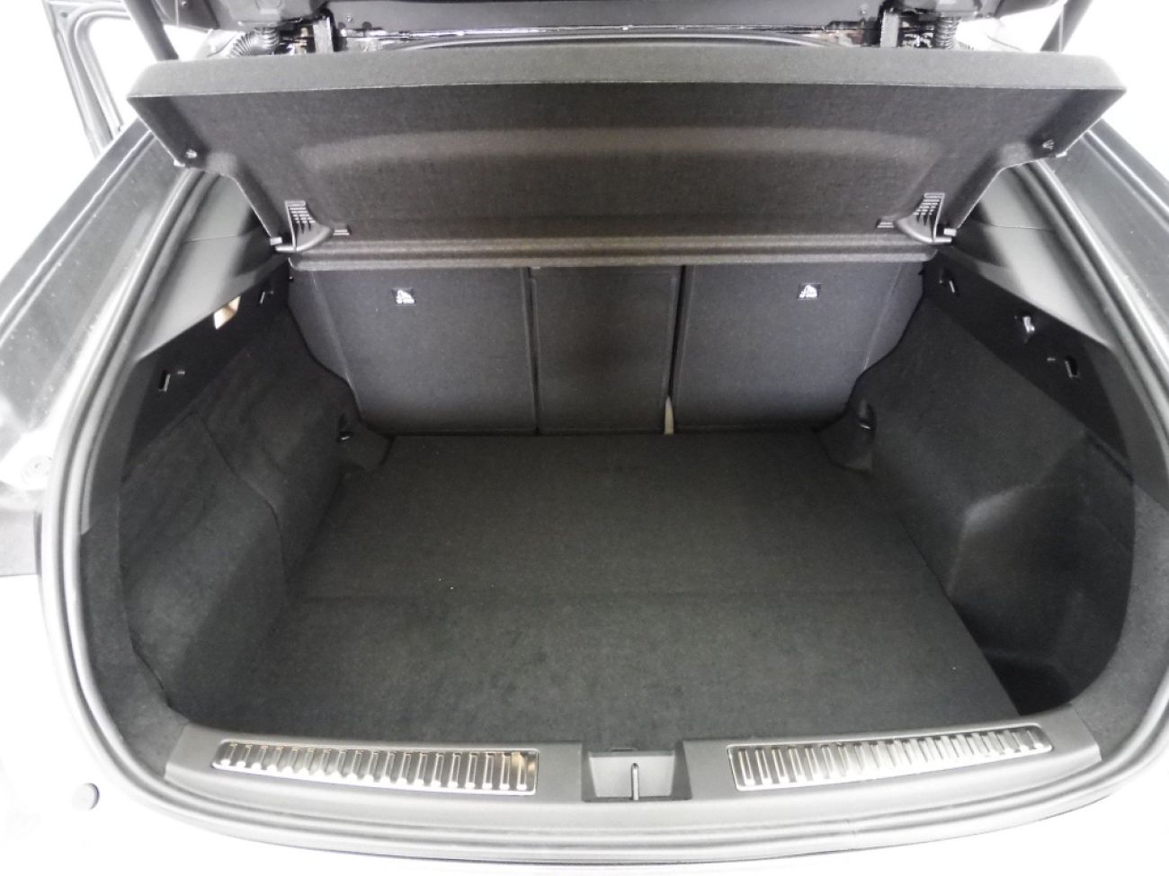 Mandataire RENAULT RAFALE 1.2 E-TECH FULL HYBRID 200CH ESPRIT ALPINE - 25