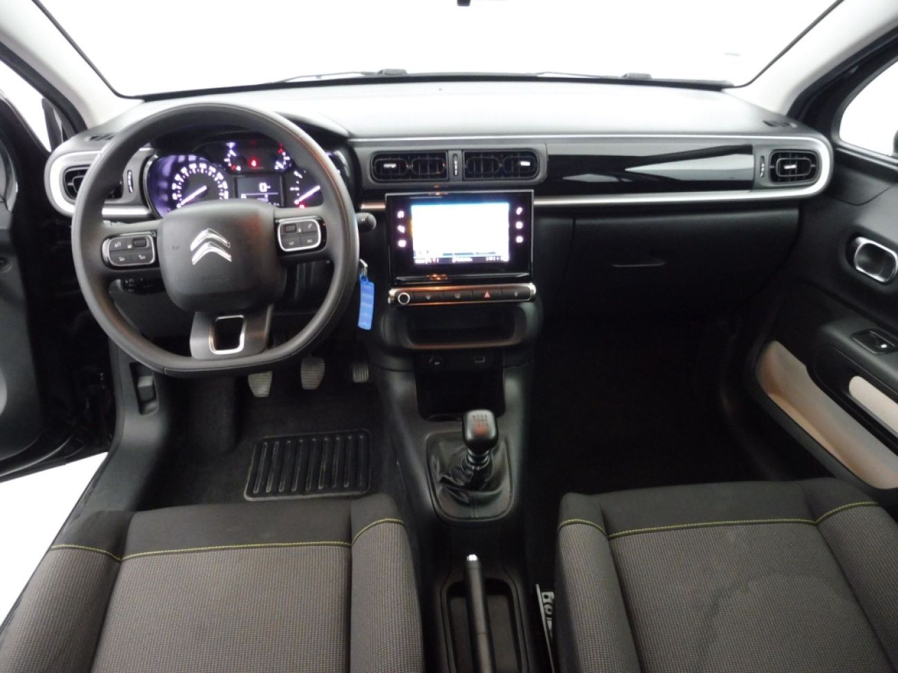 Mandataire Citroën C3 1.5 BLUEHDI 100CH S&S PLUS