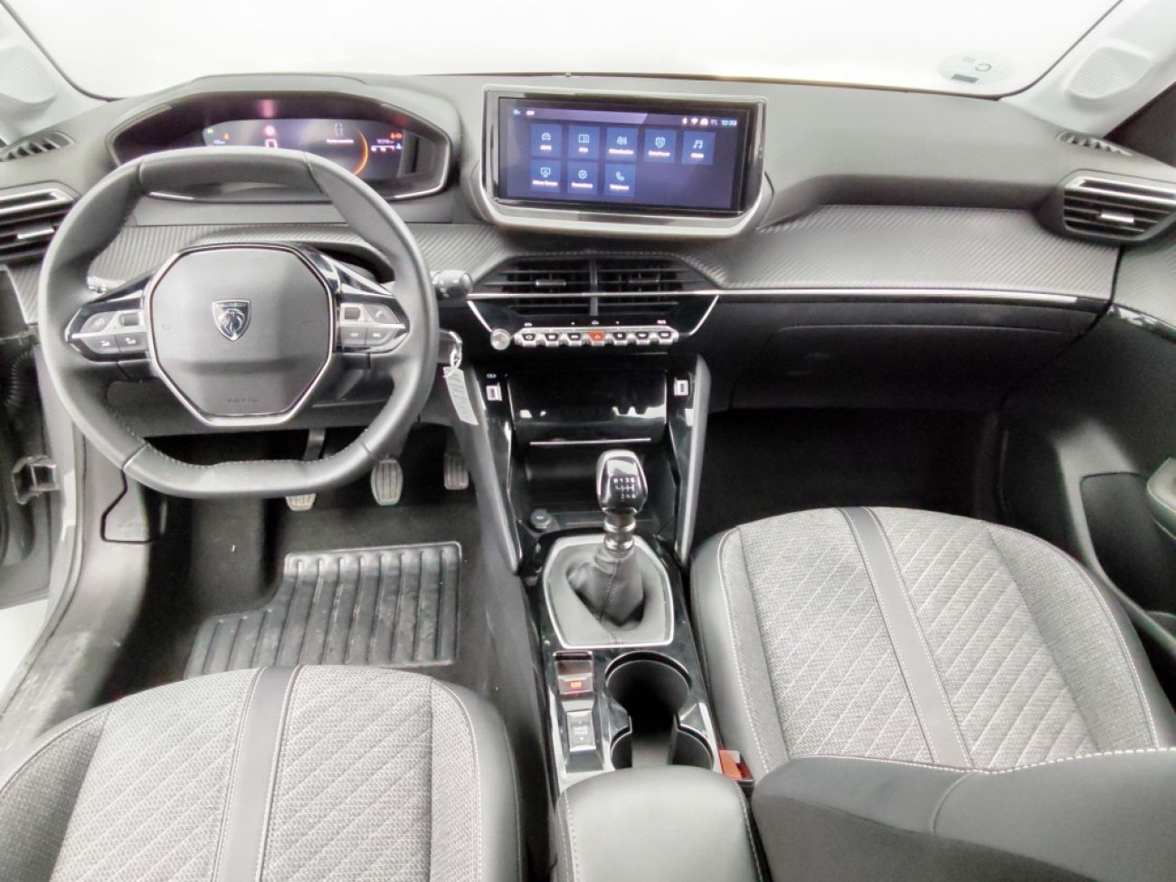 Mandataire PEUGEOT 208 1.2 100CH S&S ALLURE