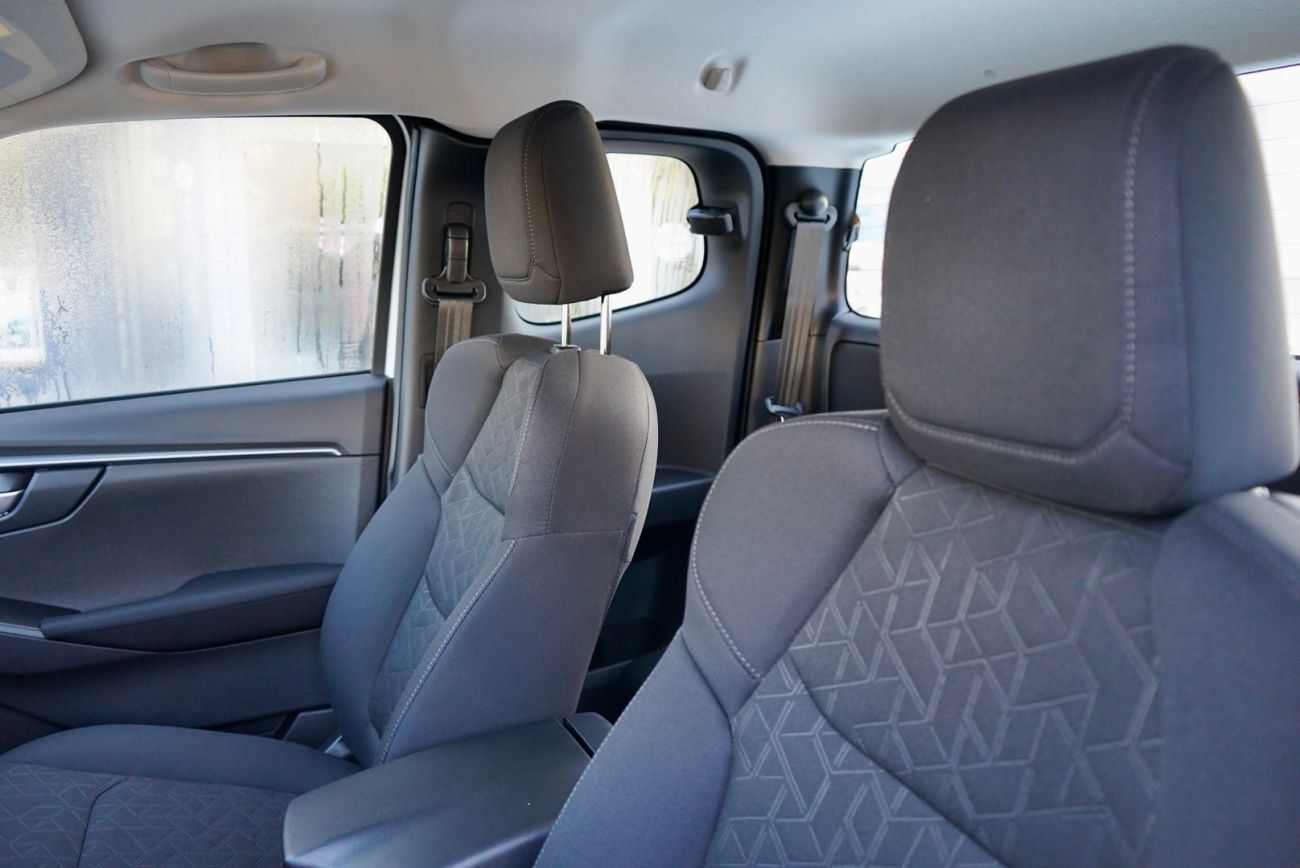 Mandataire ISUZU D-MAX N60 SPACE CAB 1.9 164 CH 4X4 BVA BB+