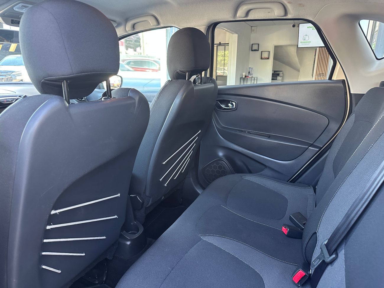Mandataire RENAULT CAPTUR TCe 120 Intens EDC