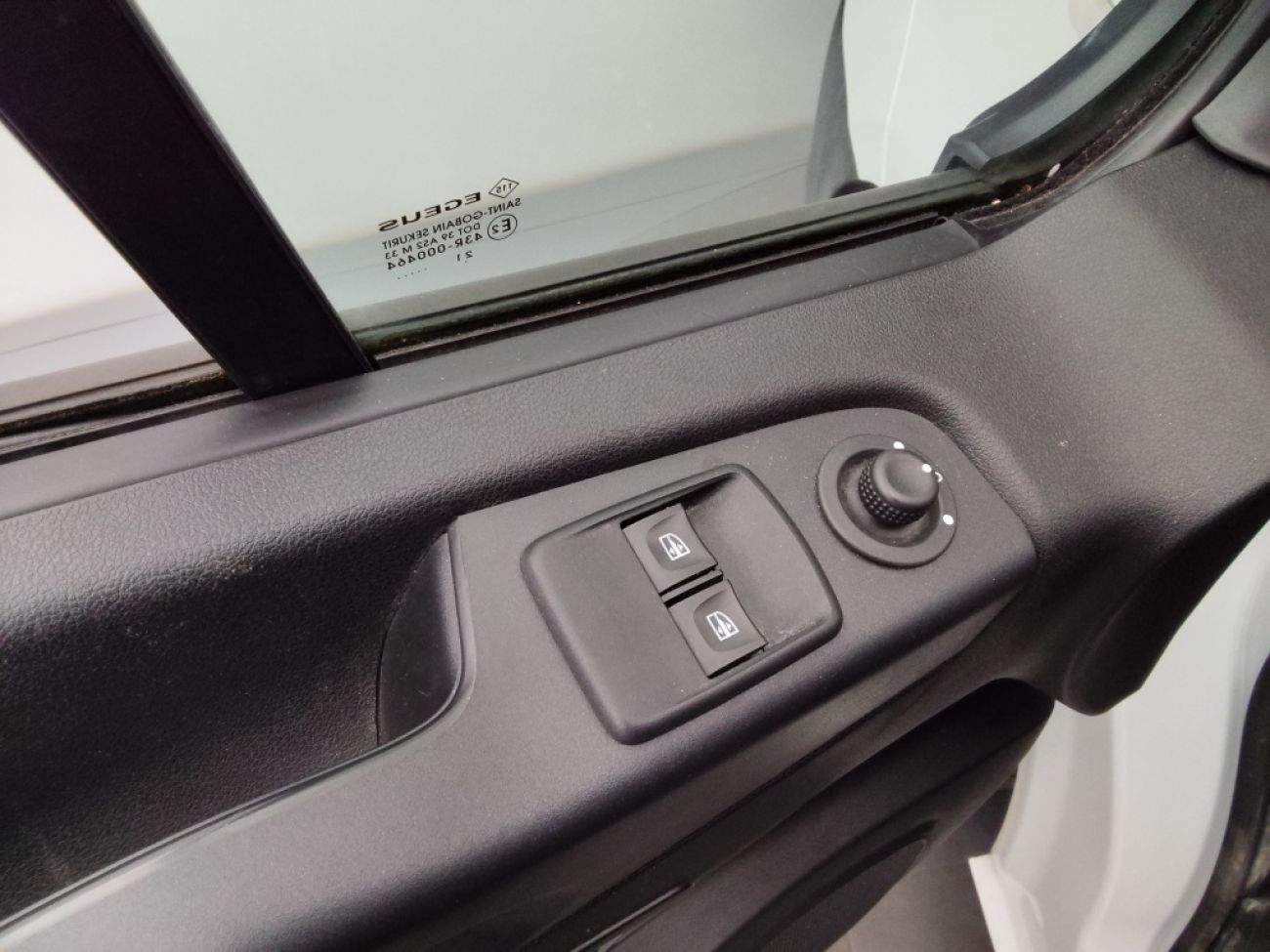 Mandataire RENAULT Trafic L2H1 1300 2.0 DCI 120CH GRAND CONFORT S&S E6