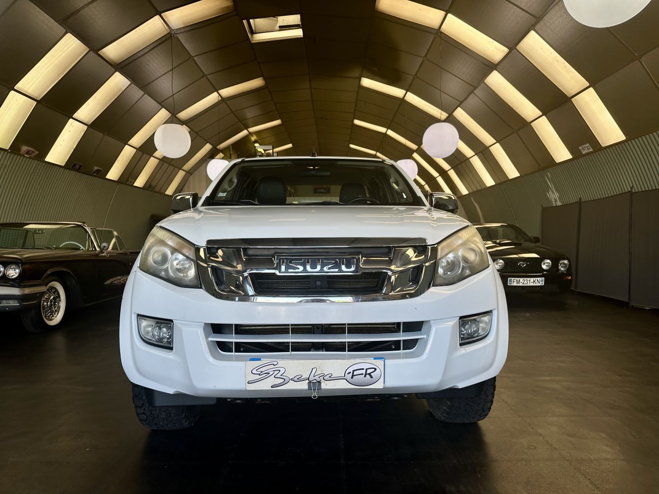Mandataire ISUZU D-MAX 2.5 4X4 SPACE CAB SOLAR