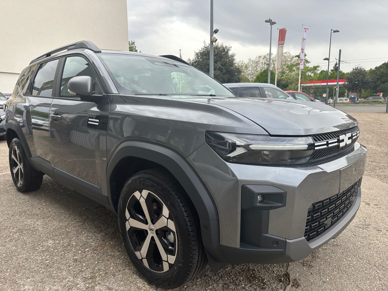 Mandataire Dacia BIGSTER HYBRID 1.8 HYBRID 155CH JOURNEY