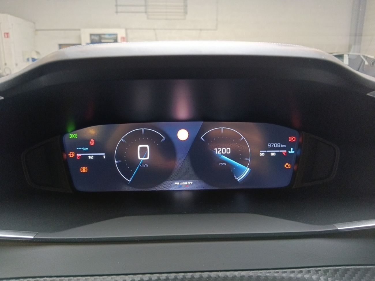 Mandataire PEUGEOT 208 1.2 100CH S&S ALLURE