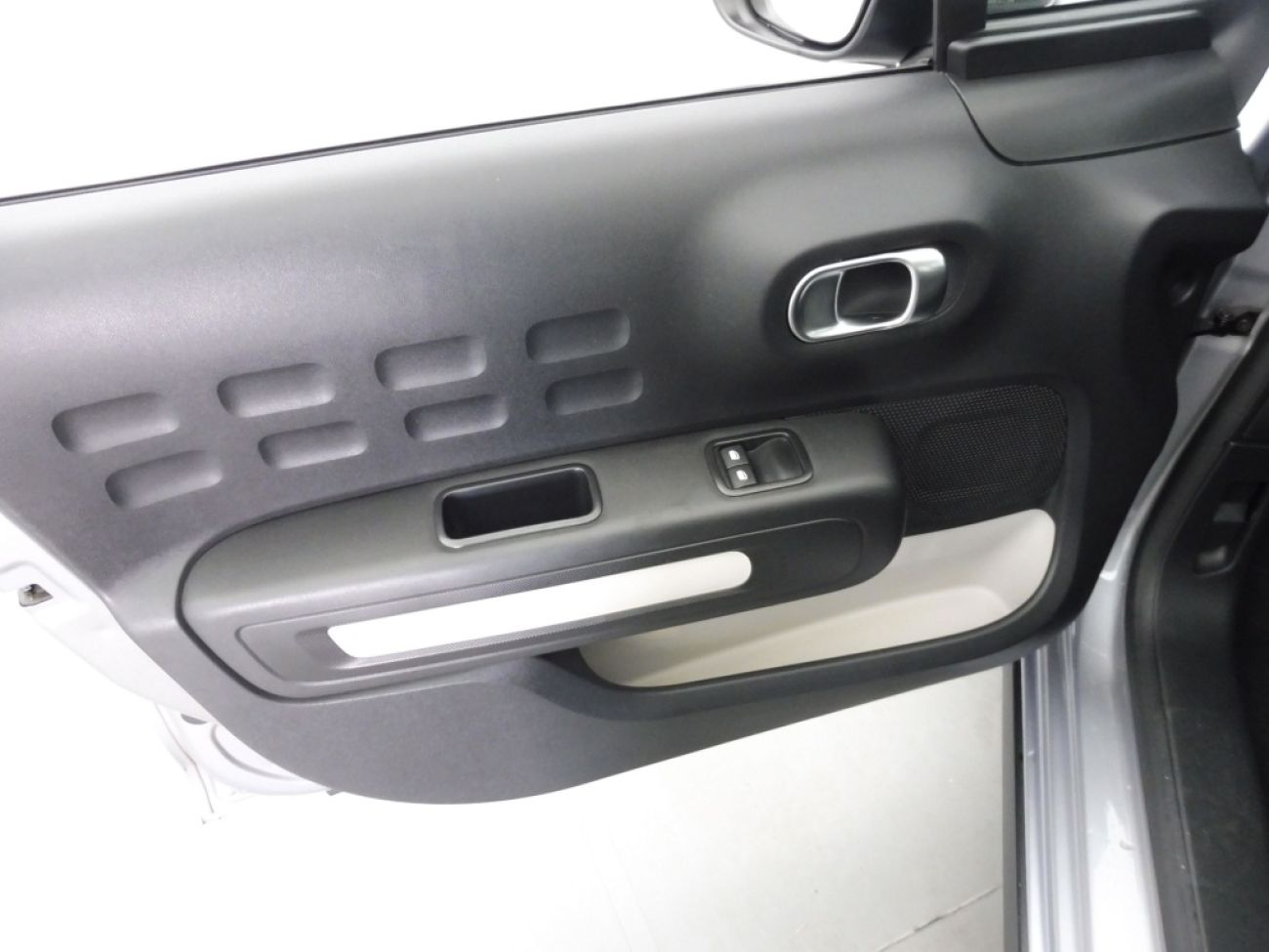 Mandataire Citroën C3 1.5 BLUEHDI 100CH S&S PLUS