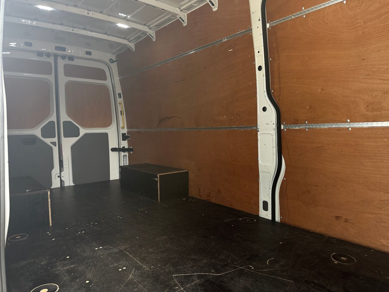 Mandataire VOLKSWAGEN CRAFTER VAN PROPULSION RJ 35 L4H3 2.0 TDI 177 CH BVA BUSINESS LINE ROUES JUMELEES