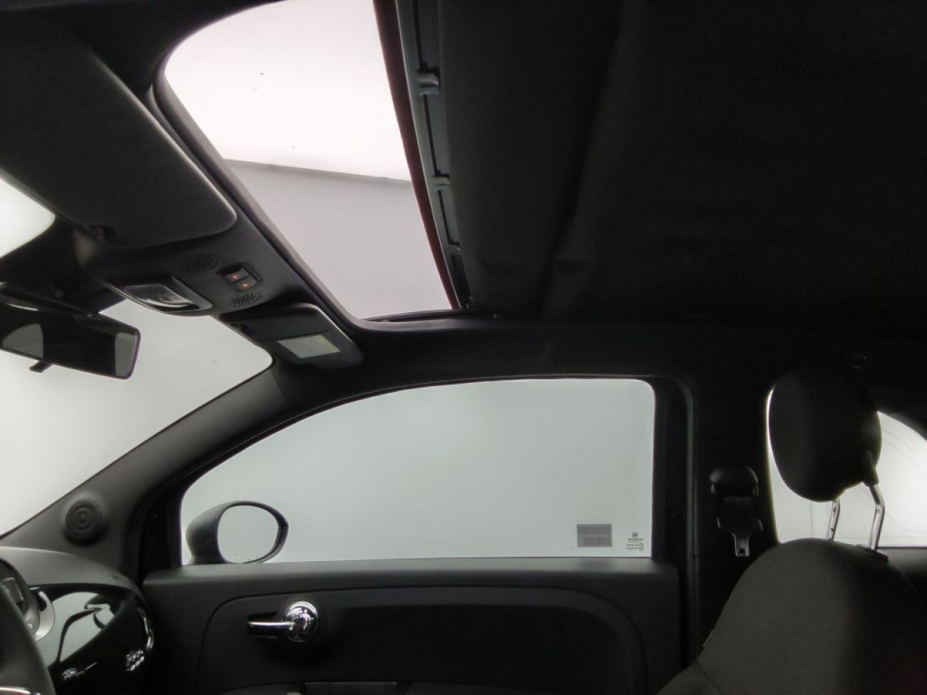 Mandataire FIAT 500C 1.0 70CH BSG SERIE 1