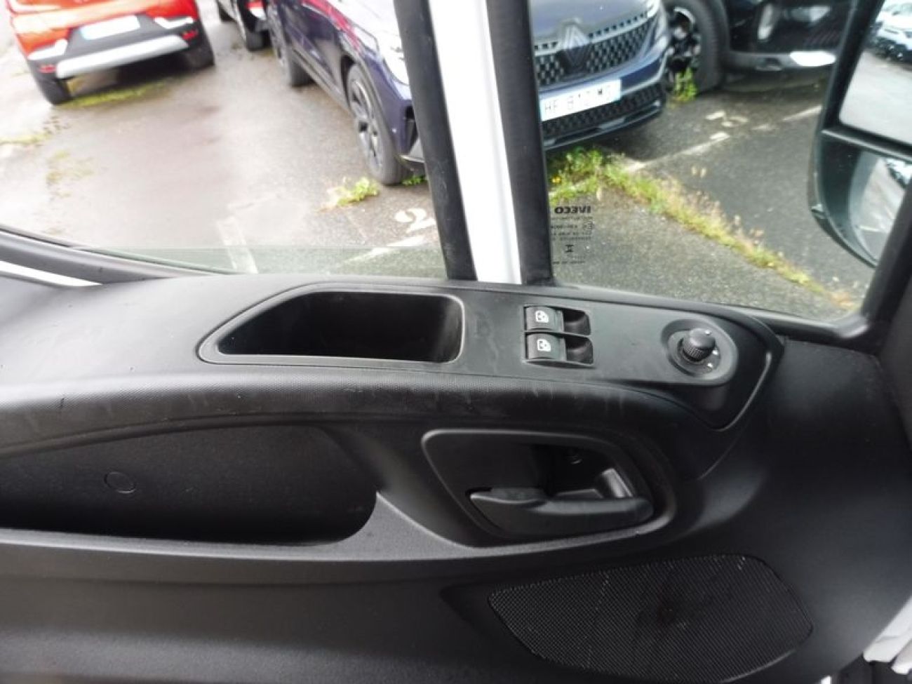 Mandataire IVECO Daily 35S16H V16