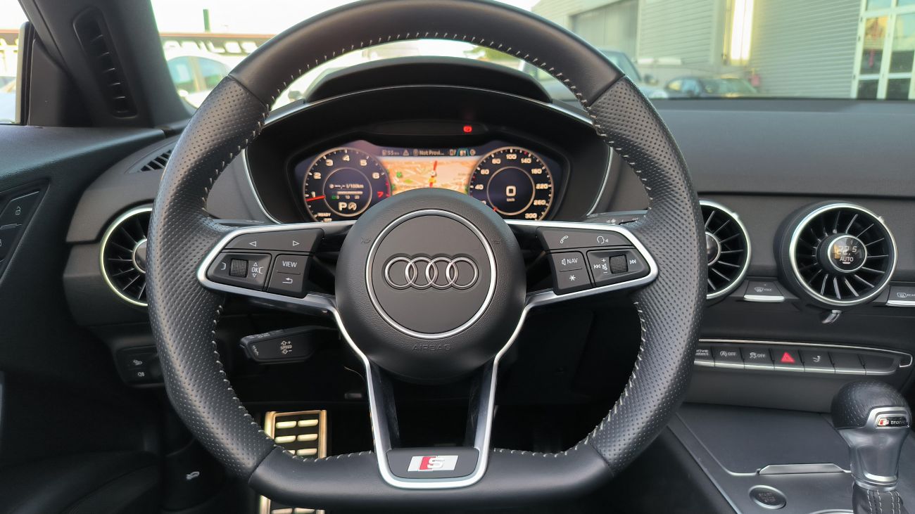 Mandataire AUDI TT ROADSTER 40 TFSI 197 S tronic 7 S line / JANTES 19 AUDI SPORT / Chauffage de nuque