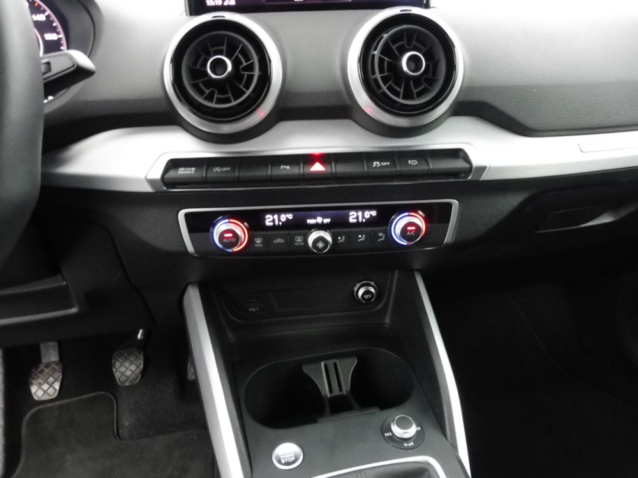 Mandataire AUDI Q2 30 TDI 116CH PACK S LINE EXTERIEUR