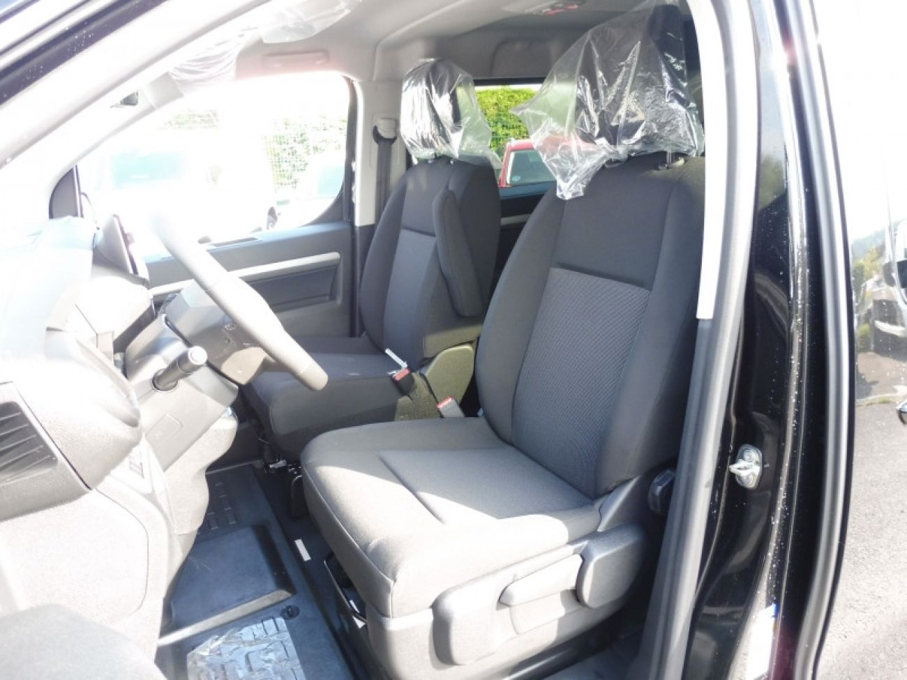 Mandataire PEUGEOT Expert Cabine Approfondie XL 2.2 DIESEL 180CH CABINE APPROFONDIE FIXE AUTOMATIQUE