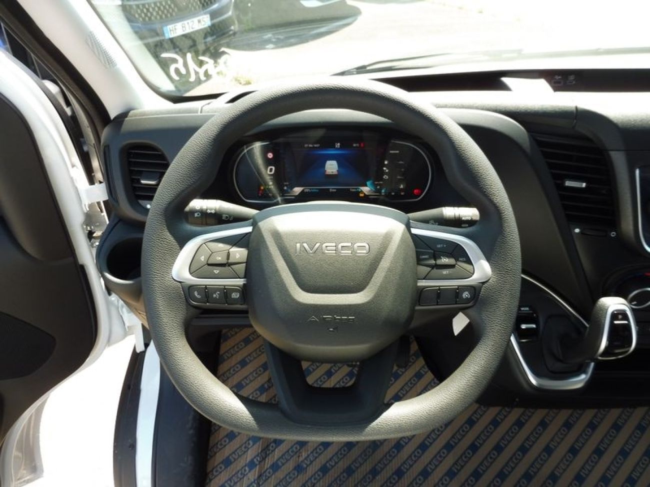 Mandataire IVECO Daily 35S16 2.3 V12 HI-MATIC 156CV