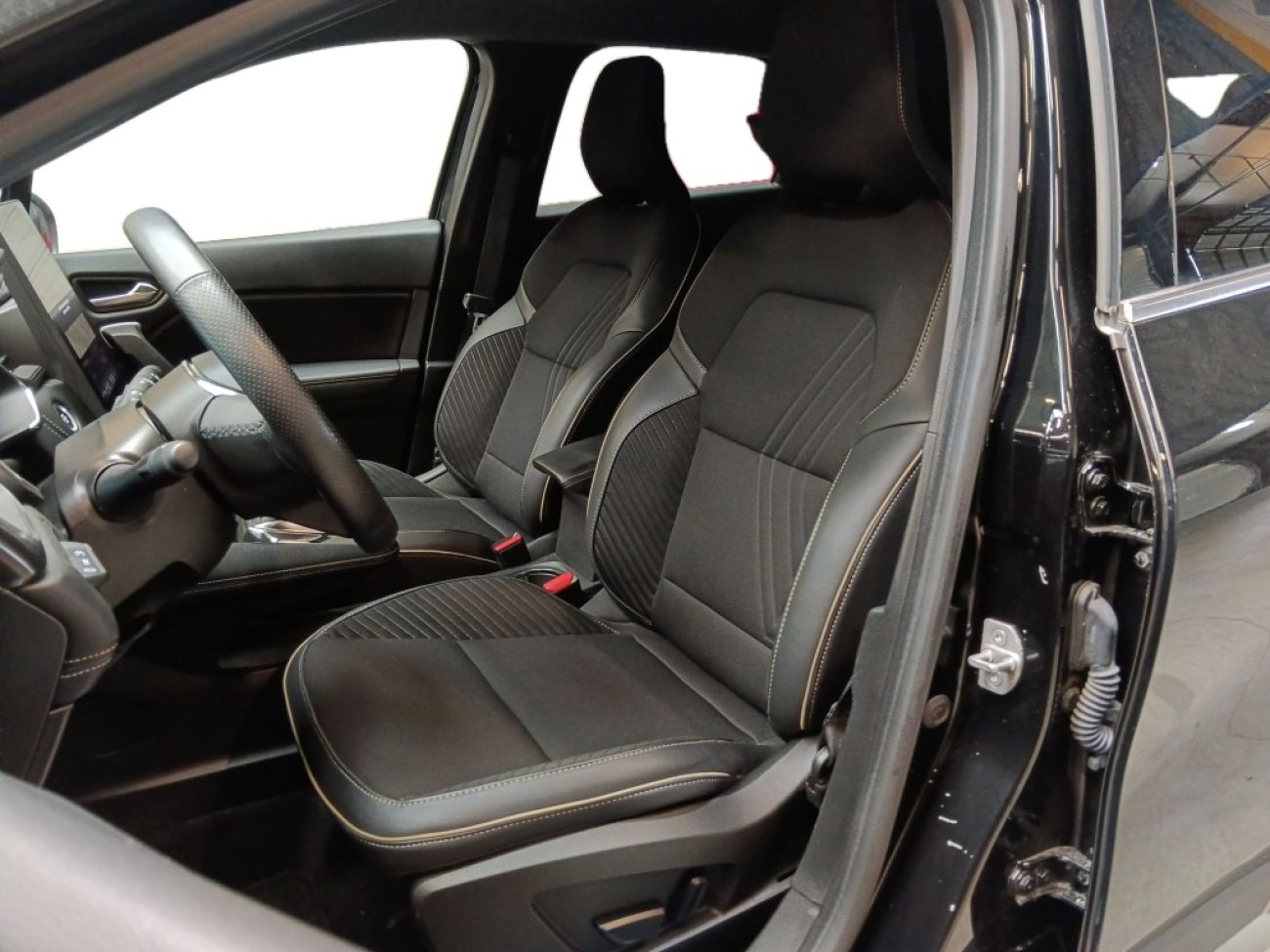 Mandataire RENAULT Symbioz 1.6 E-TECH FULL HYBRID 145CH ICONIC