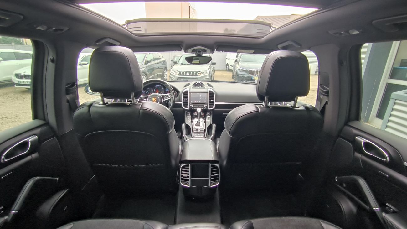 Mandataire PORSCHE CAYENNE 3.0 TD V6 262 ch Platinium Edition Tiptronic A