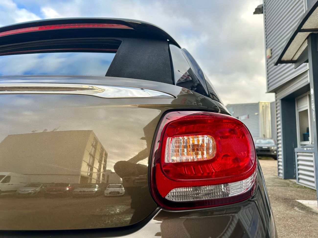 Mandataire Citroën DS3 CABRIOLET VTi 120 So Chic A