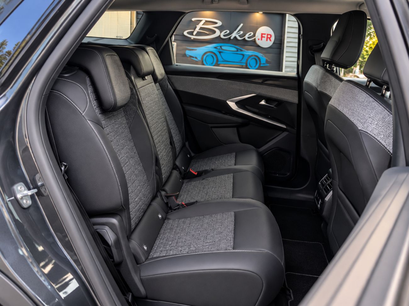 Mandataire PEUGEOT 5008 Hybrid 145 e-DCS6 Allure Business