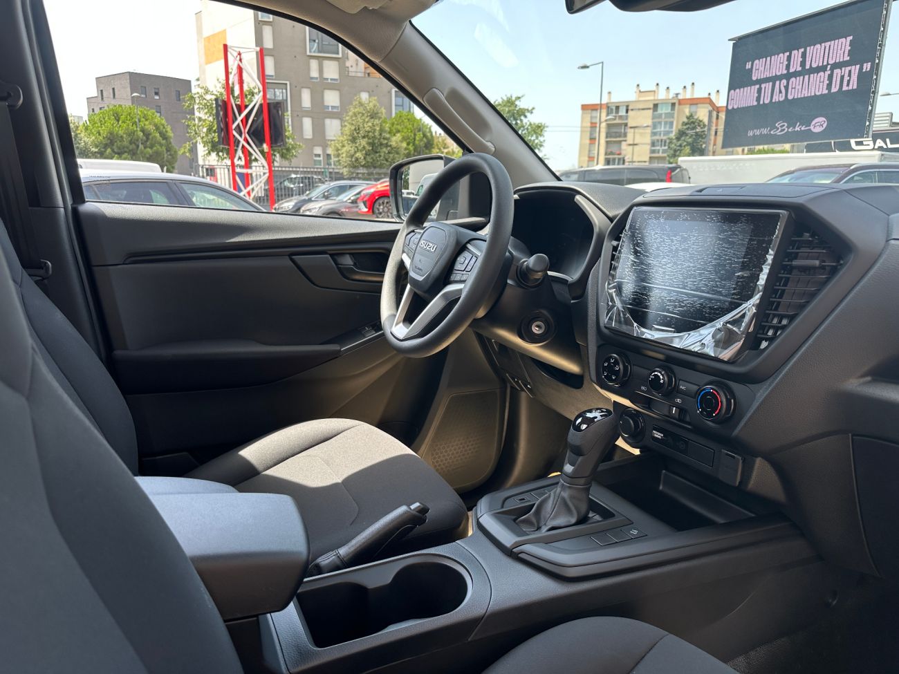 Mandataire ISUZU D-MAX NOUVEAU SINGLE 2.2L B-STRONG