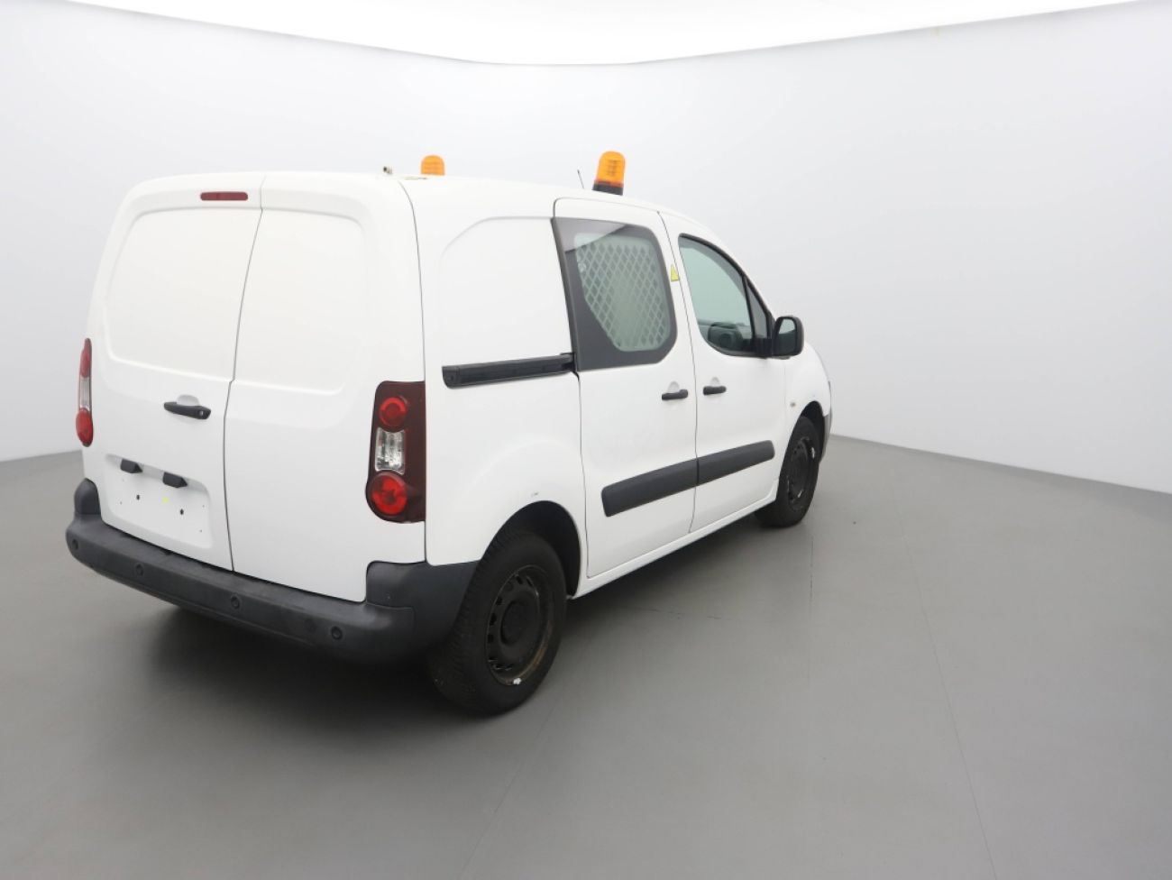 Mandataire Citroën Berlingo BLUEHDI 75CH CLUB