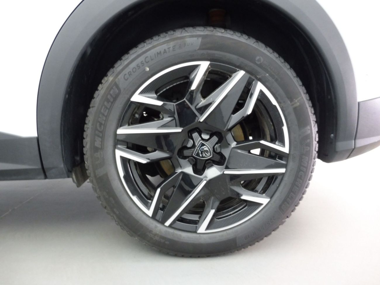 Mandataire PEUGEOT 3008 HYBRID 136CH GT E-DCS6