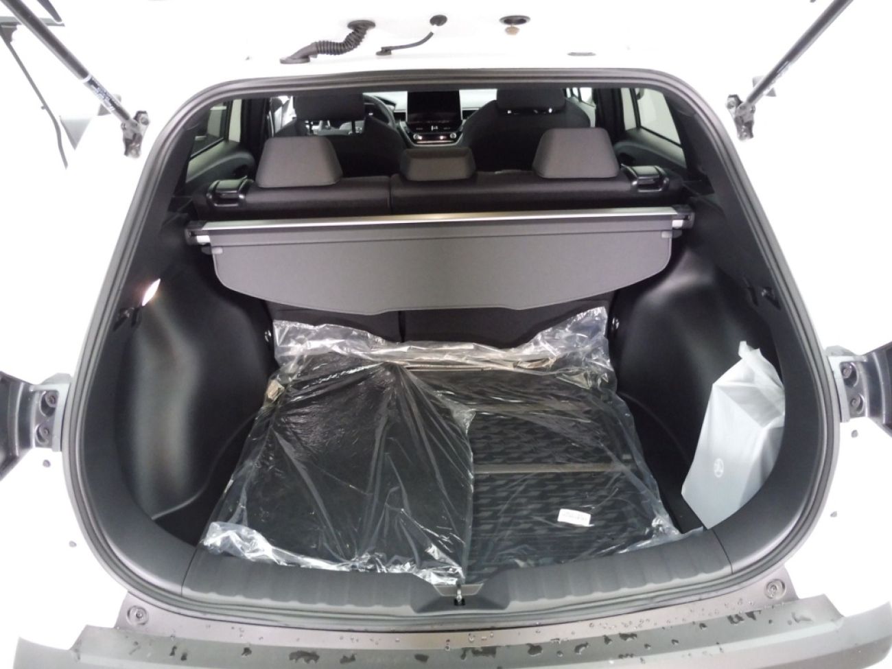 Mandataire TOYOTA COROLLA CROSS ACTIVE DRIVE 1.8 VVTI HYBRID 140