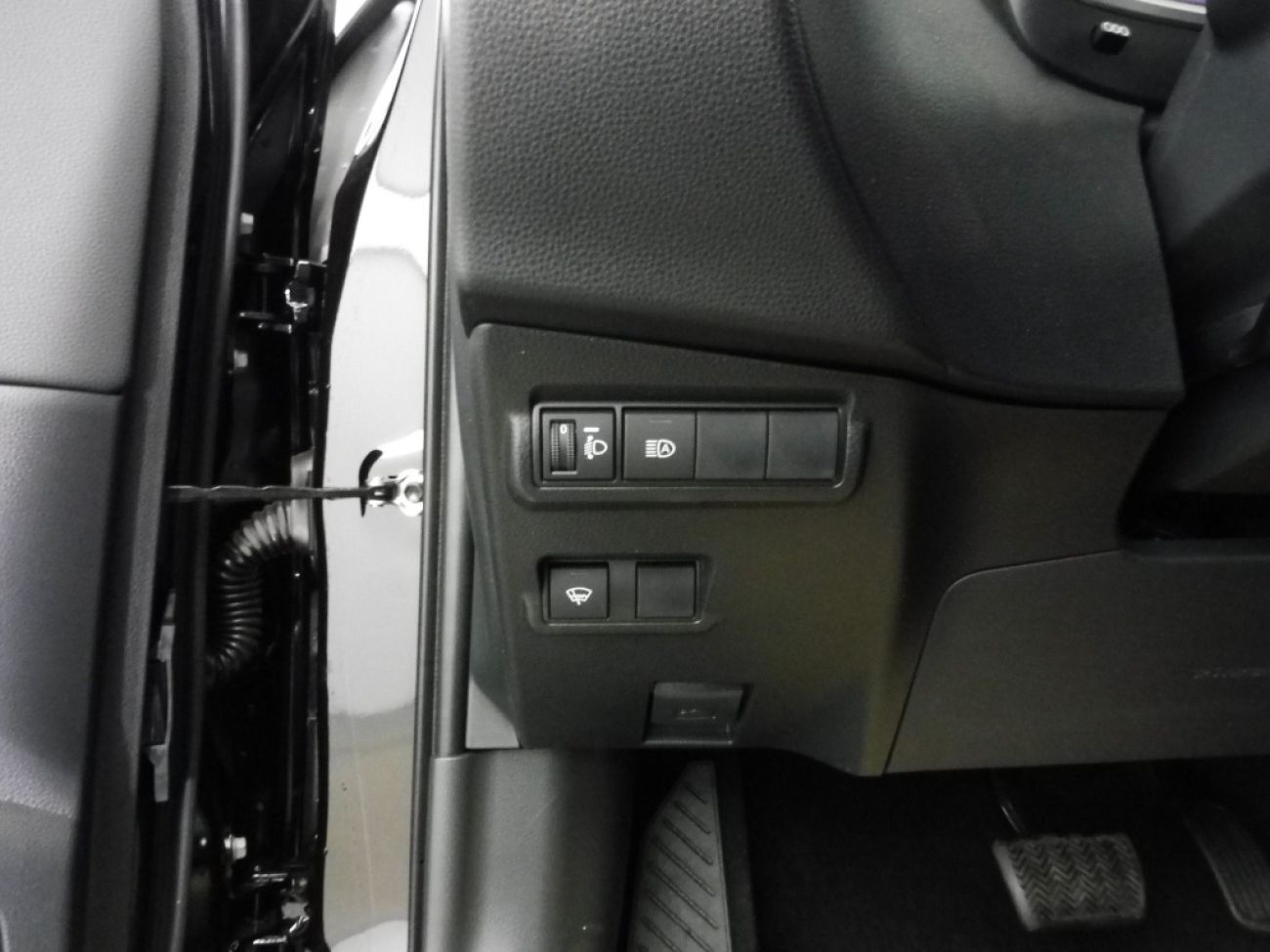 Mandataire TOYOTA COROLLA CROSS ACTIVE DRIVE 1.8 VVTI HYBRID 140
