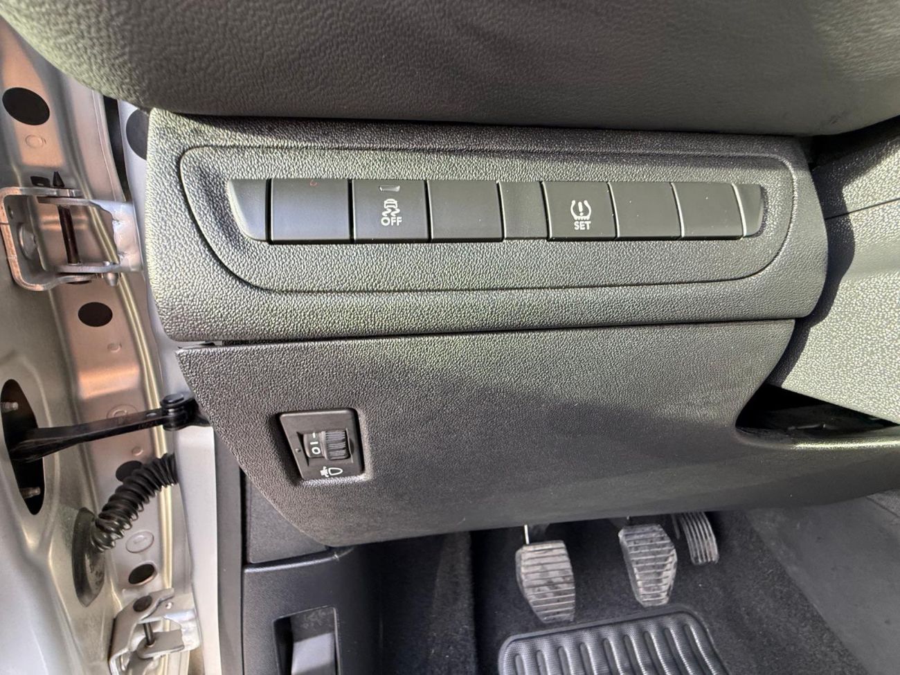 Mandataire PEUGEOT 208 1.2 PureTech 68ch BVM5 Like