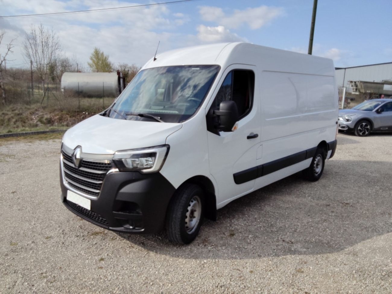Mandataire RENAULT MASTER III FG F3300 L2H2 2.3 BLUE DCI 135CH CONFORT EURO6