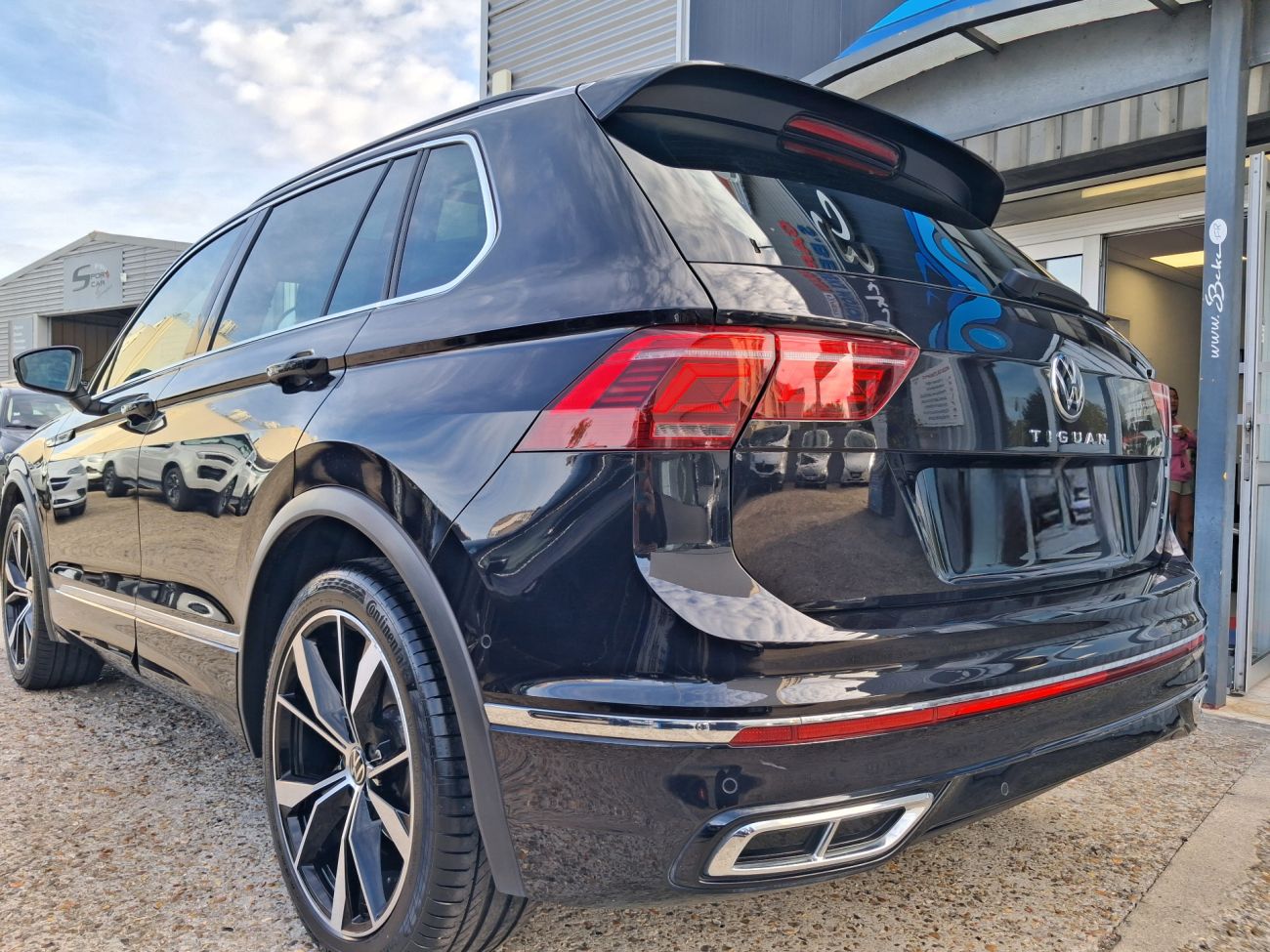 Mandataire VOLKSWAGEN TIGUAN 1.5 TSI 150ch DSG7 R-Line