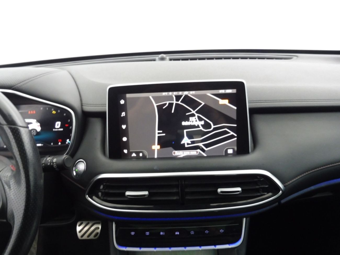 Mandataire MG HS 1.5 T-GDI 162 AT luxury