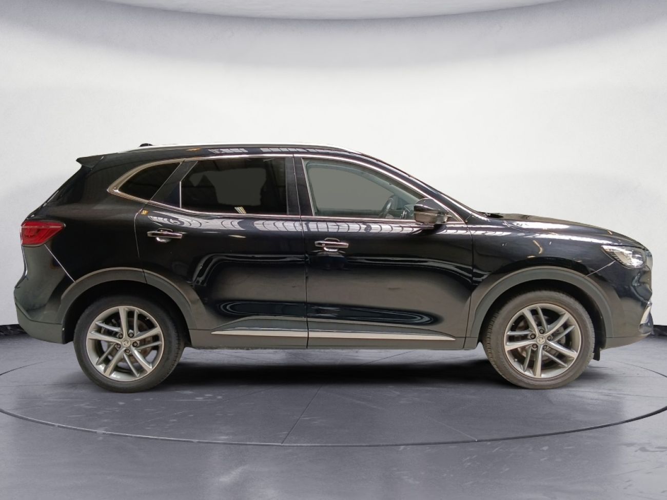 Mandataire MG HS 1.5 T-GDI 162 AT luxury